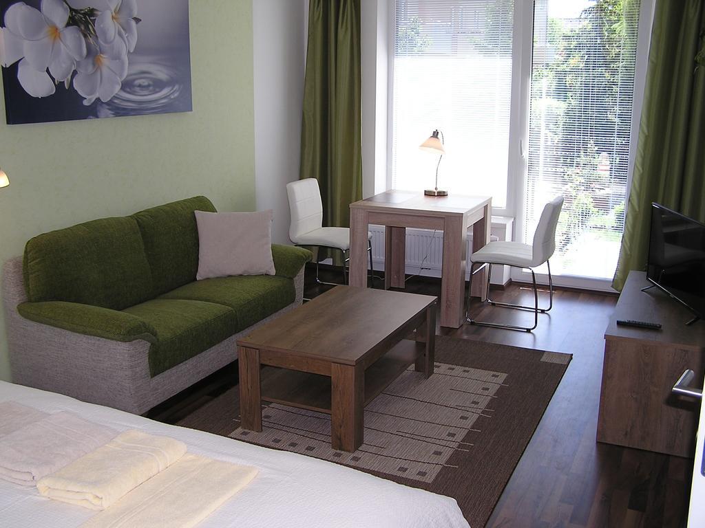 Gonda Apartments Hradec Králové Eksteriør bilde